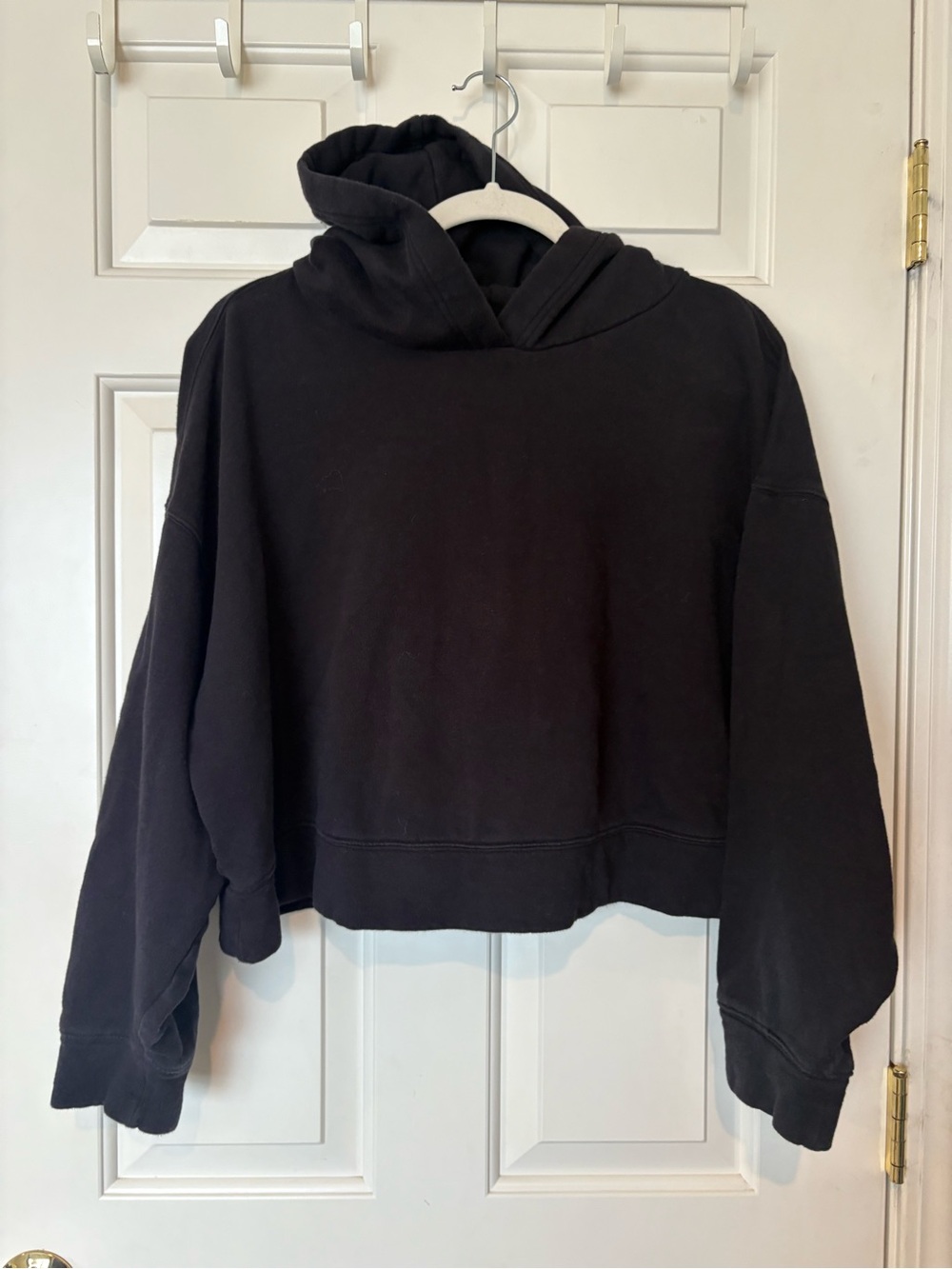 Old navy Black Women's Cropped Hoodie Sweater